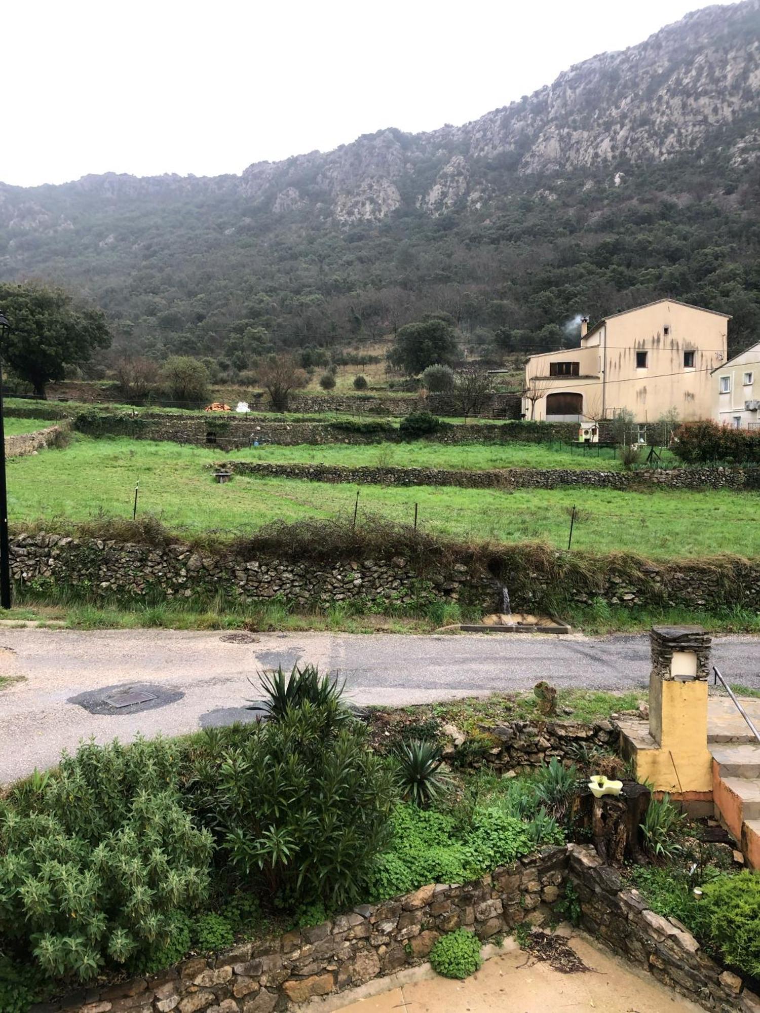 Auberge De La Vallee Saint-Jean-de-Bueges Ngoại thất bức ảnh